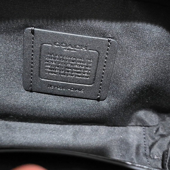 Wyatt Belt Bag In Signature Canvas - Picture 4 of 5